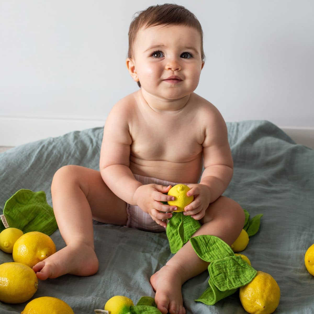 Oli & Carol Mini Doudou Teether - John Lemon - Image 5