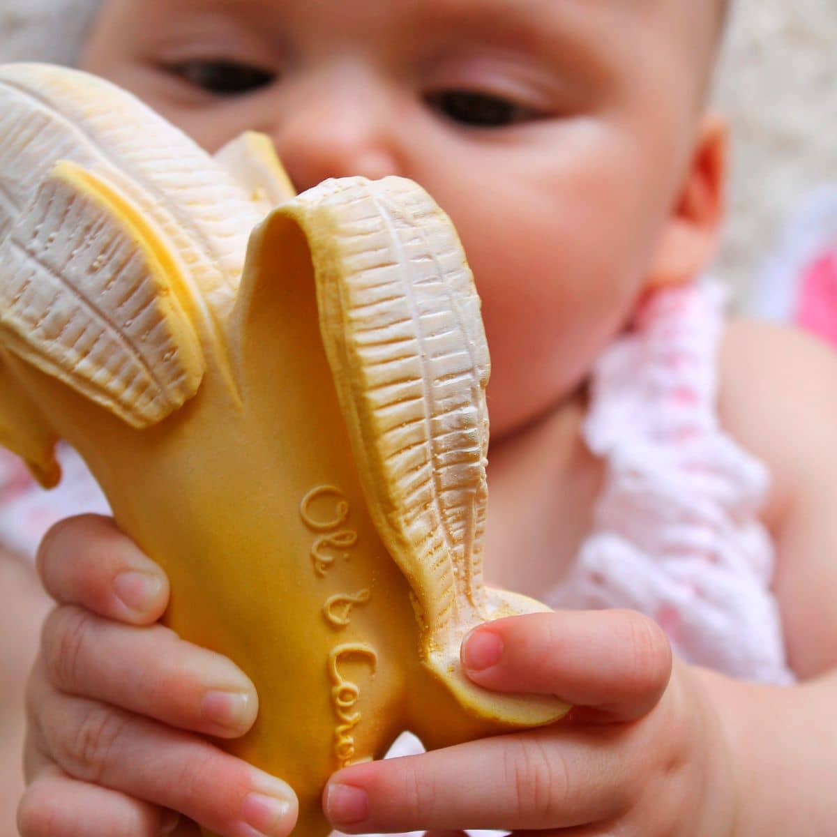 Oli & Carol Natural Rubber Teether - Ana Banana - Image 3