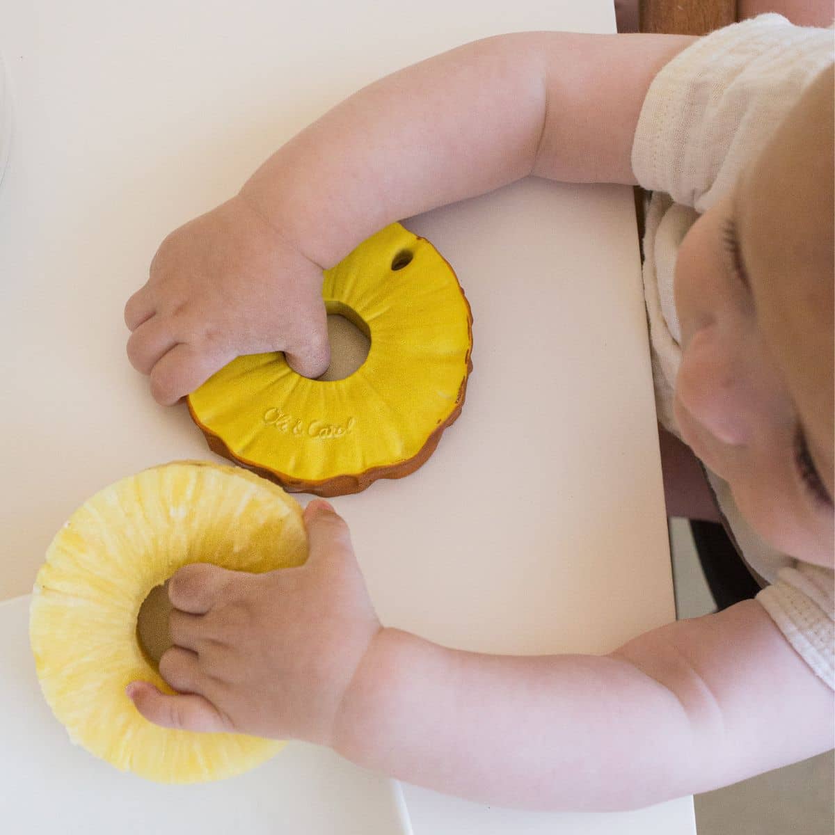 Oli & Carol Natural Rubber Teether - Ananas the Pineapple - Image 2