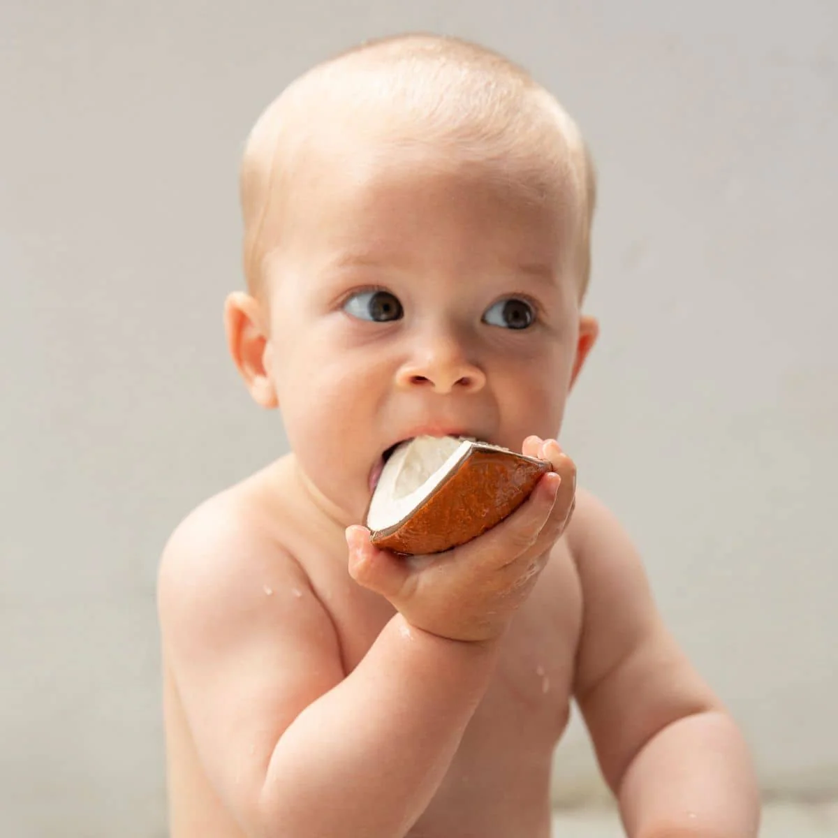 Oli & Carol Natural Rubber Teether - Coco the Coconut - Image 2