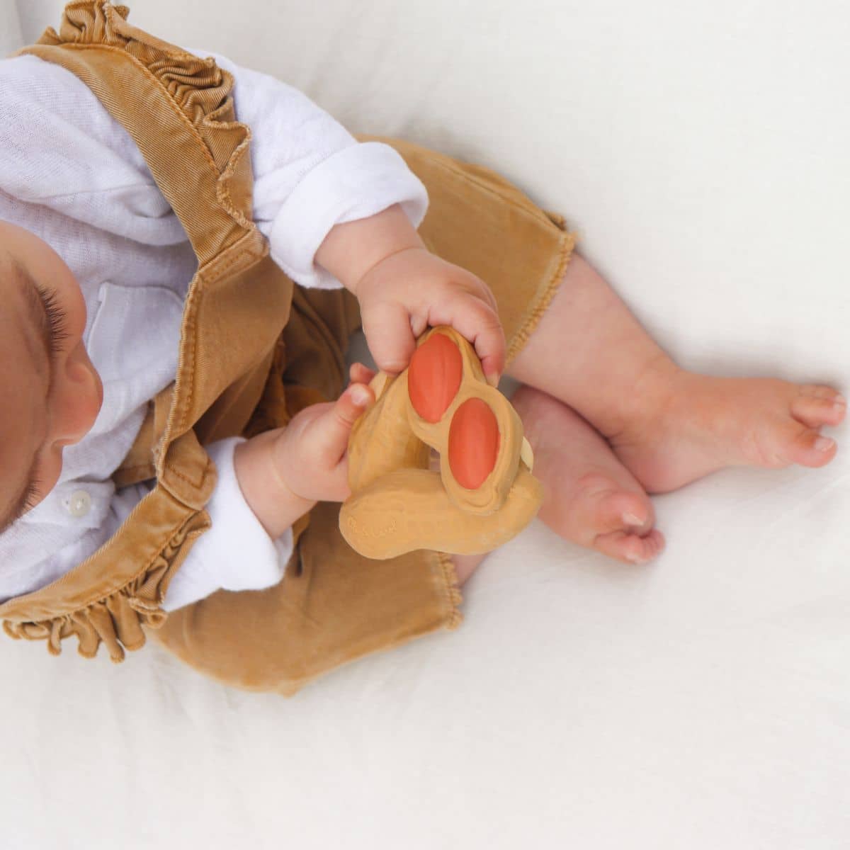 Oli & Carol Natural Rubber Teether - Paco the Peanut - Image 3
