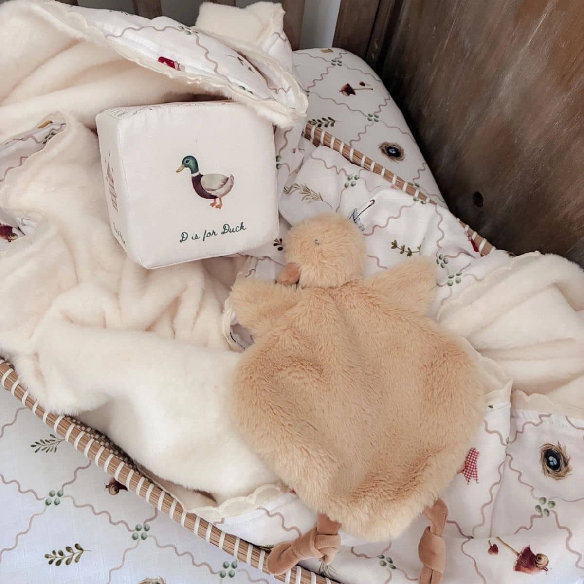 Pop Ya Tot Comforter Toy - Quacks the Duck - Image 3