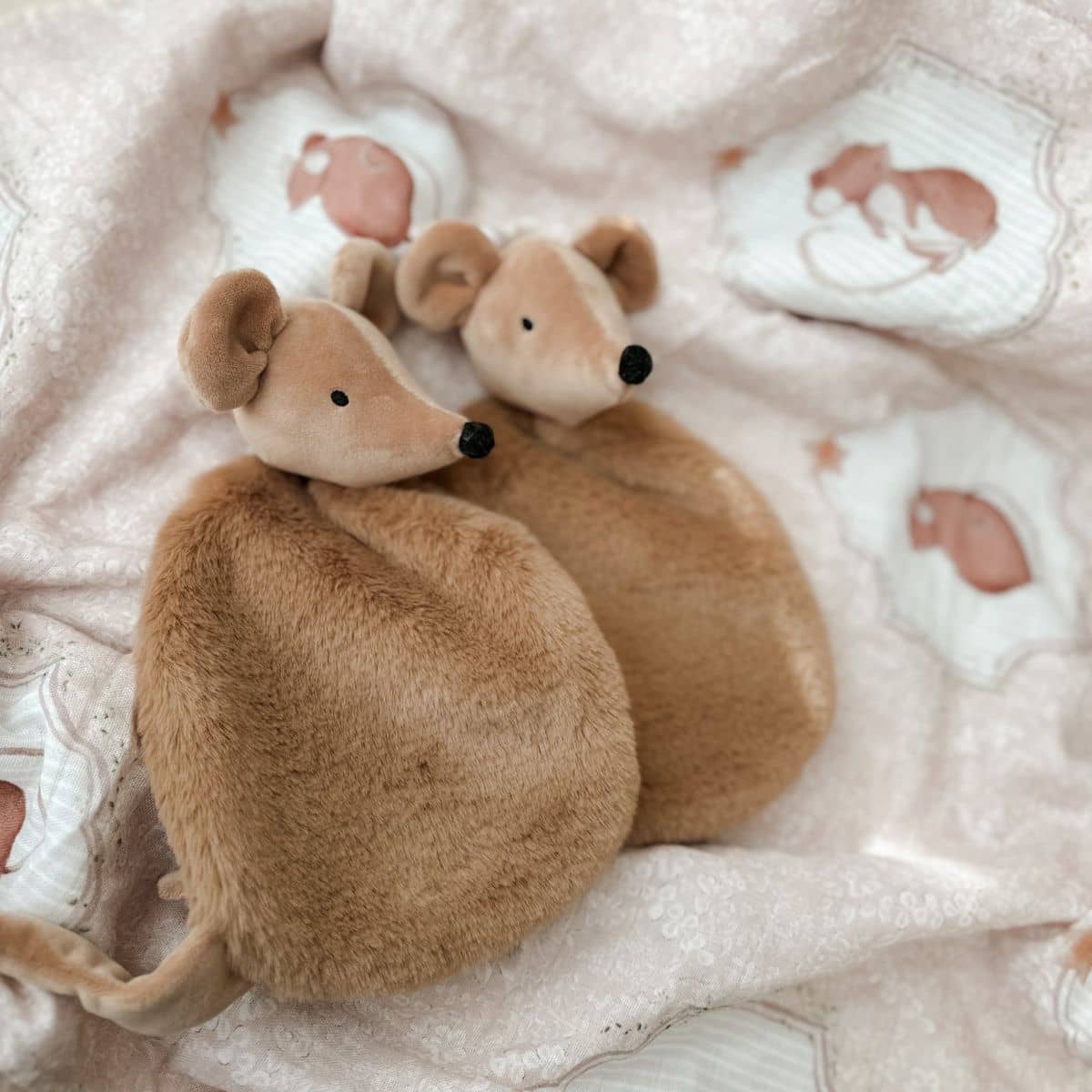 Pop Ya Tot Comforter Toy - Squeaky the Sweet - Image 8