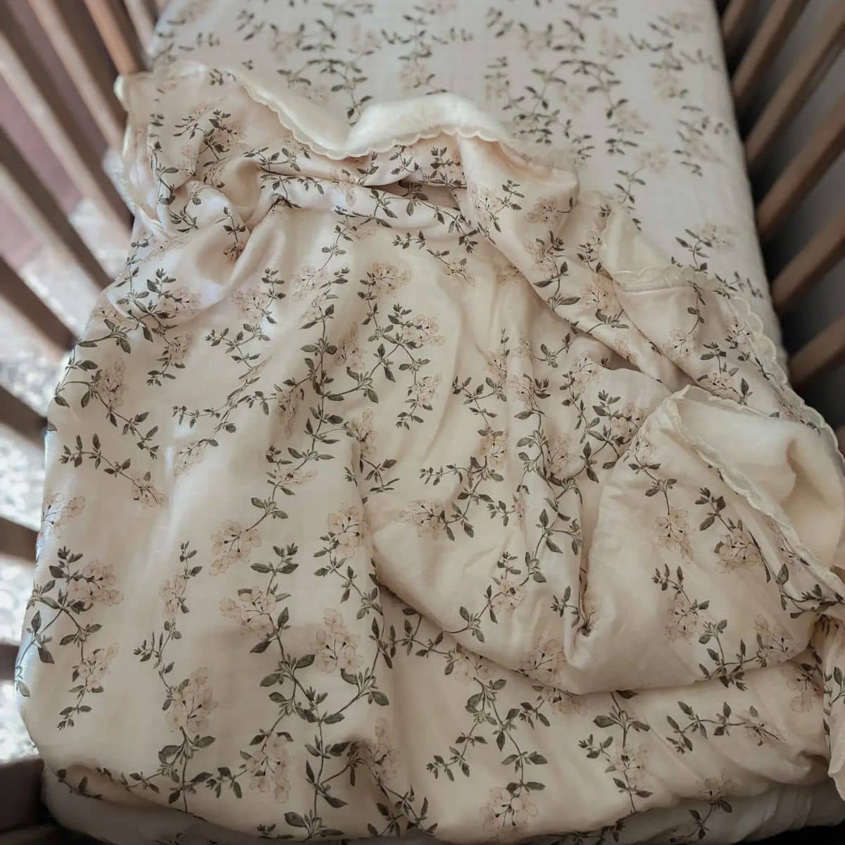 Pop Ya Tot Fur Lined Cot Blanket - Fleur Blanche - Image 3