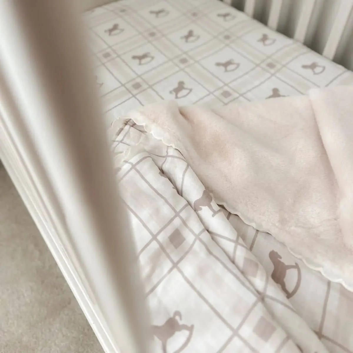 Pop Ya Tot Fur Lined Cot Blanket - The Rocking Horse - Image 2