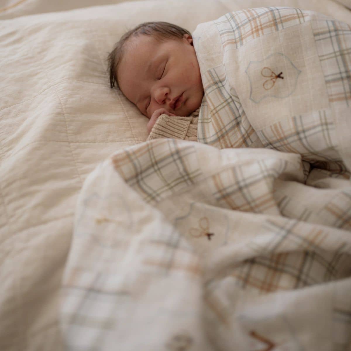 Pop Ya Tot Organic Cotton Swaddle Wrap - Old Sport - Image 4