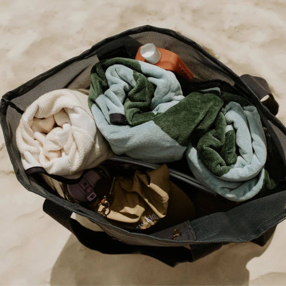 Sande Kids Beach Hauler - Mini Mesh Beach Bag – Deep Sea - Image 4