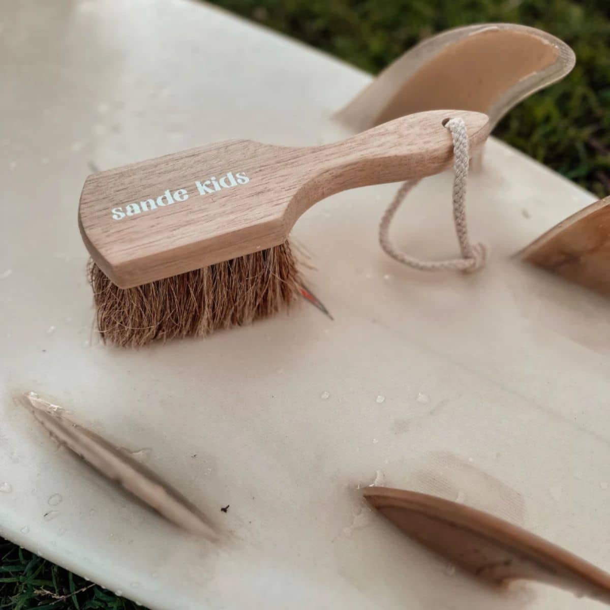 Sande Kids Sand Brush - Image 9