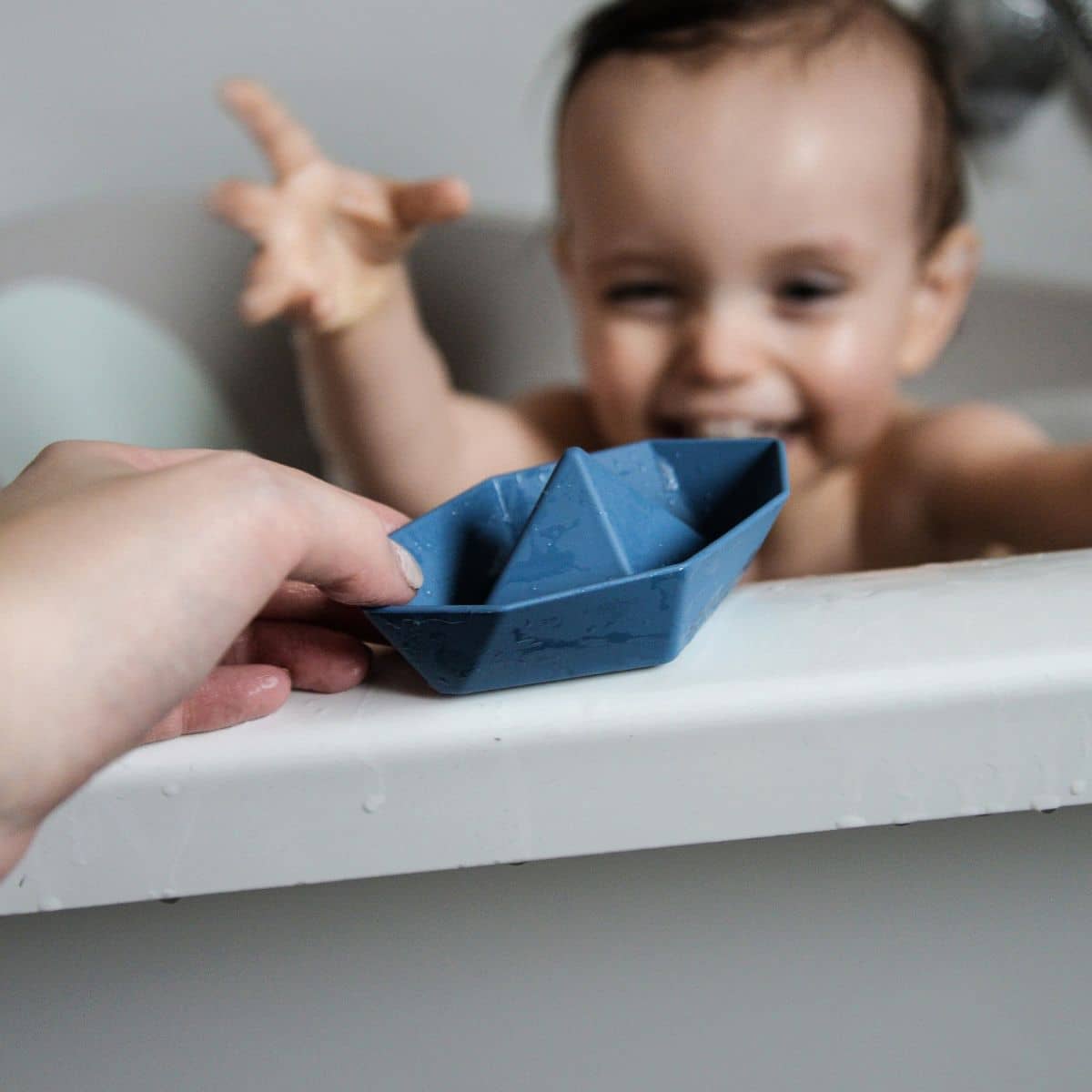 Shnuggle Stacking Boat Toy - Image 8