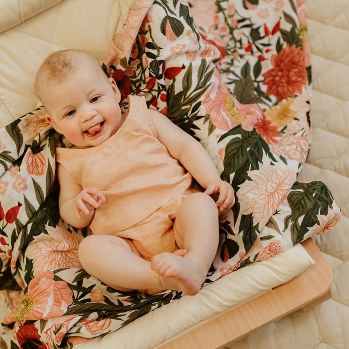 Snug as a Bub + Co Organic Cotton Muslin Swaddle - Les Fleurs - Image 2