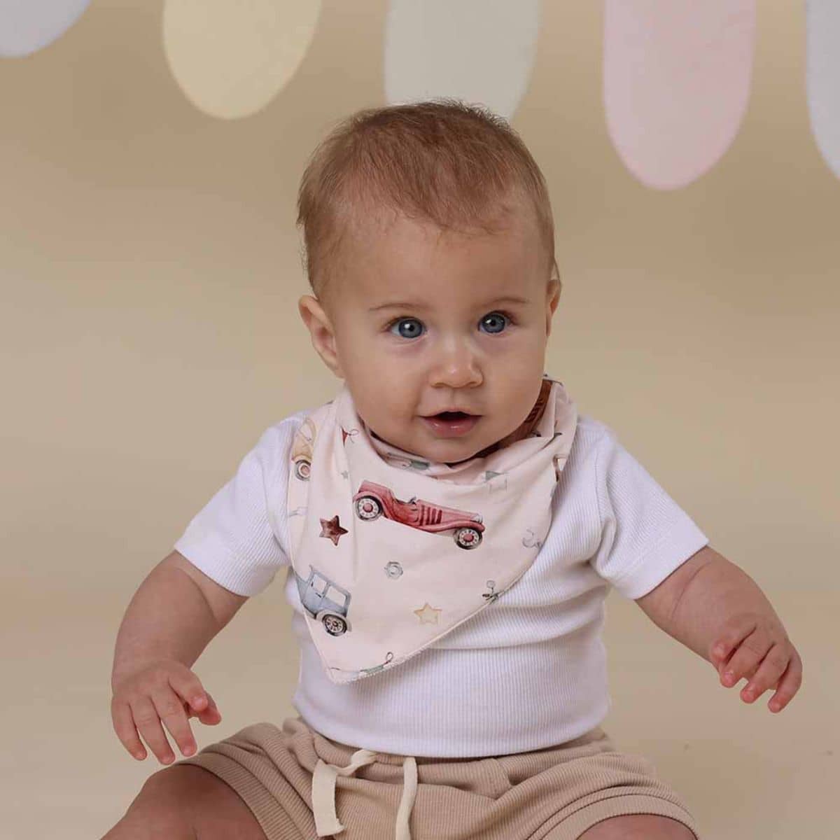 Snuggle Hunny Bandana Dribble Bib - Vintage Cars - Image 2