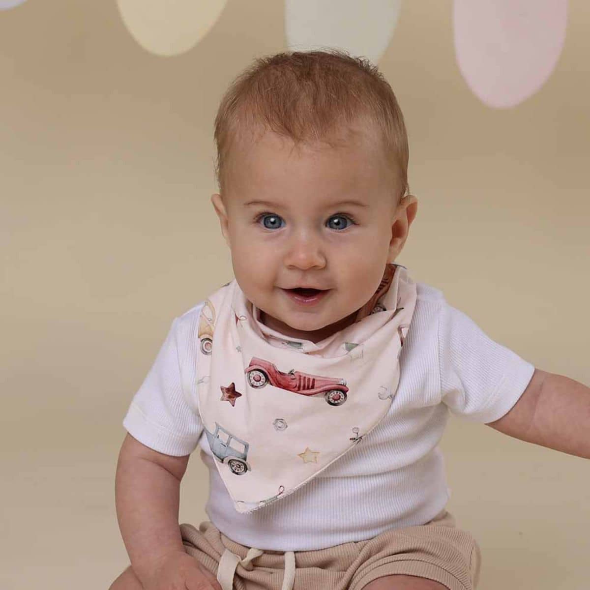 Snuggle Hunny Bandana Dribble Bib - Vintage Cars - Image 3