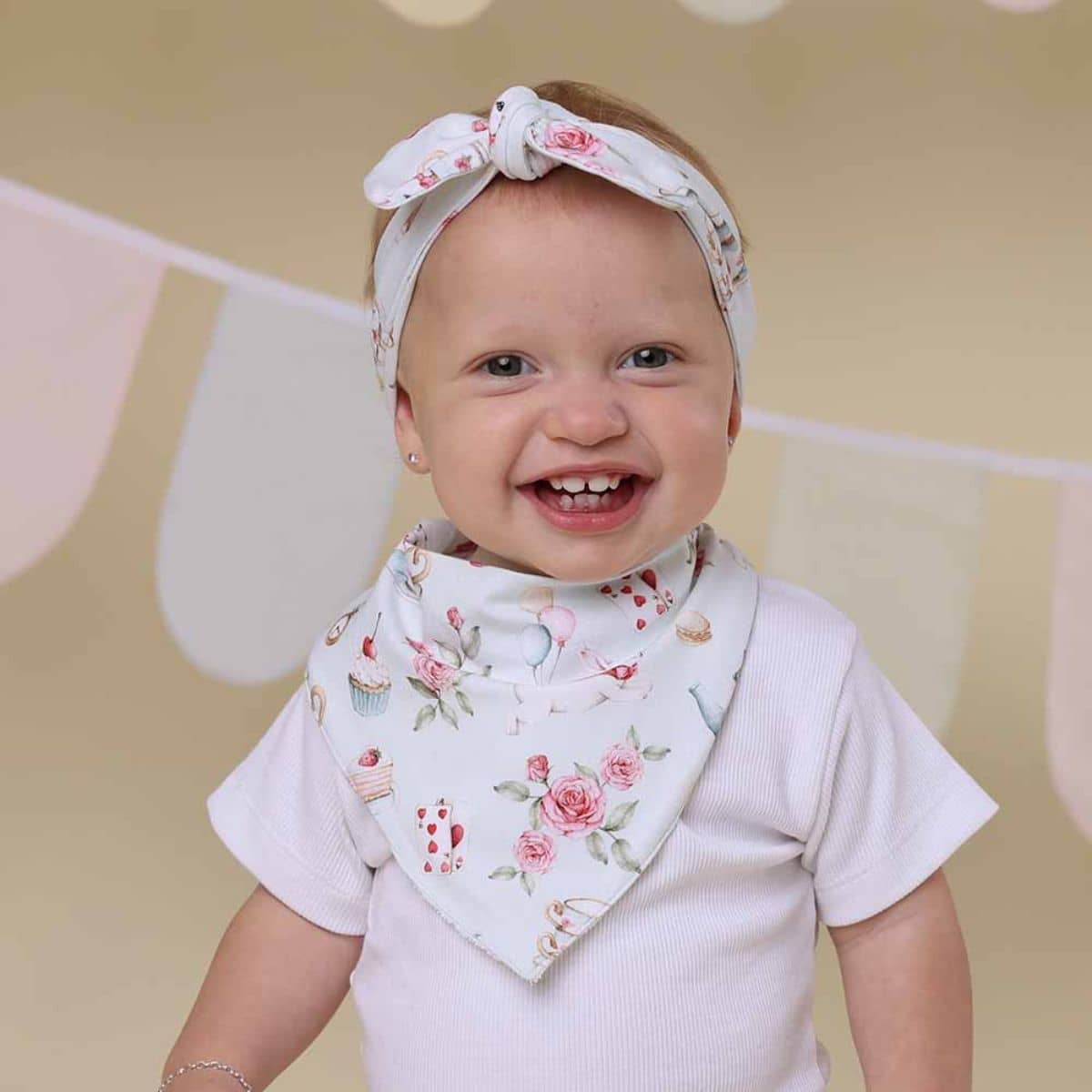 Snuggle Hunny Bandana Dribble Bib - White Rabbit - Image 3