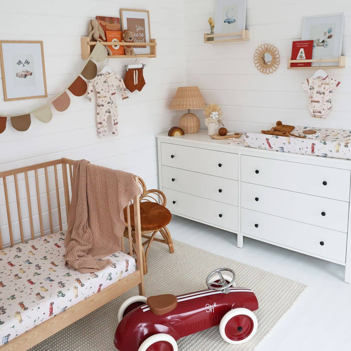 Snuggle Hunny Fitted Cot Sheet - Vintage Cars - Image 3