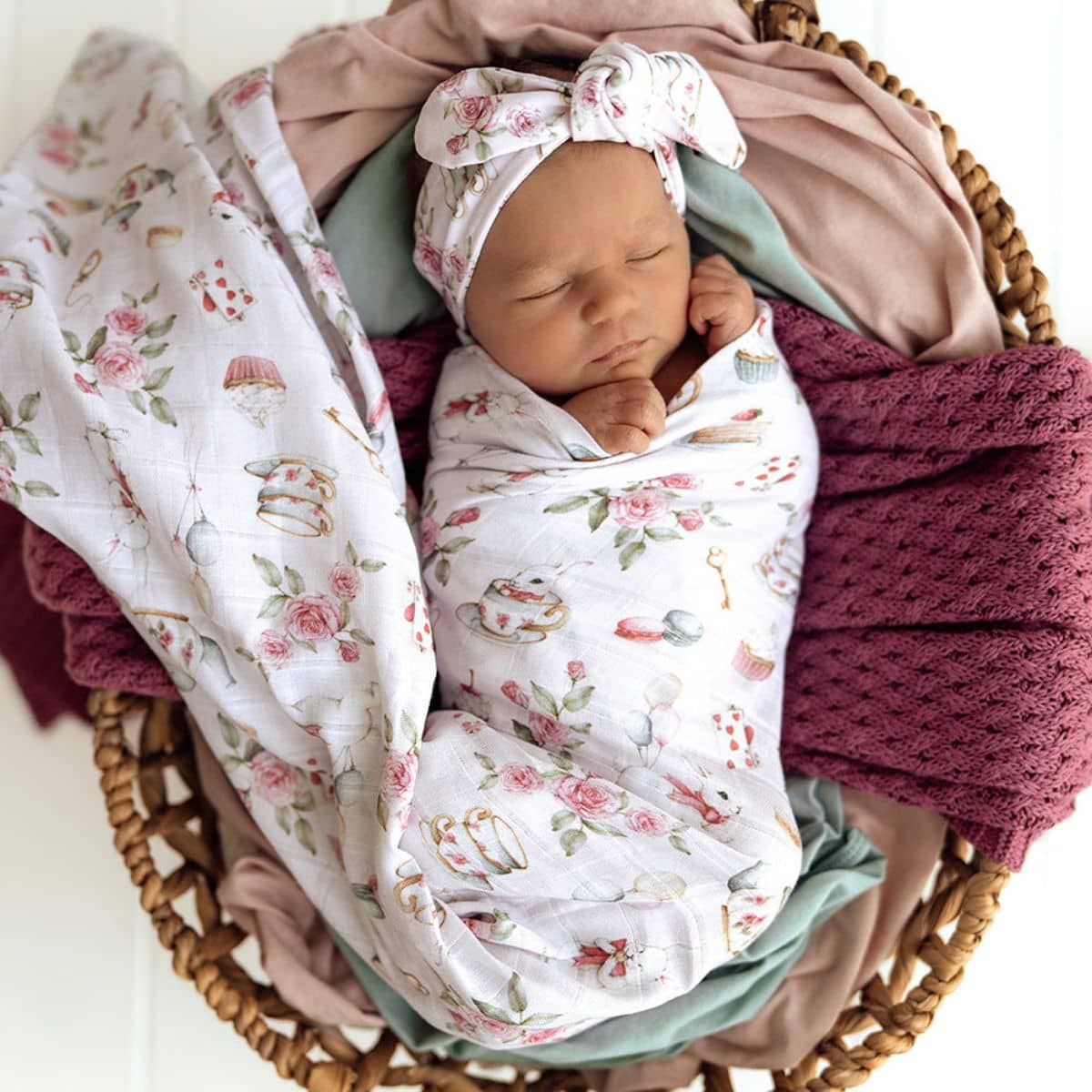 Snuggle Hunny Muslin Wrap - Alice's Tea Party - Image 3