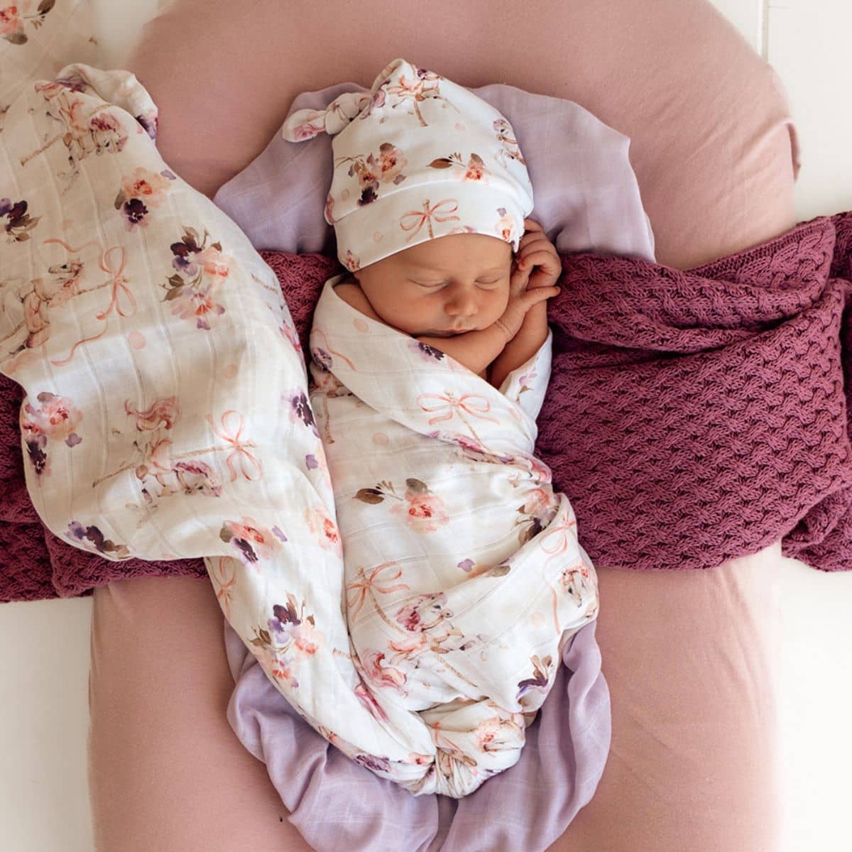 Snuggle Hunny Muslin Wrap - Carousel - Image 4