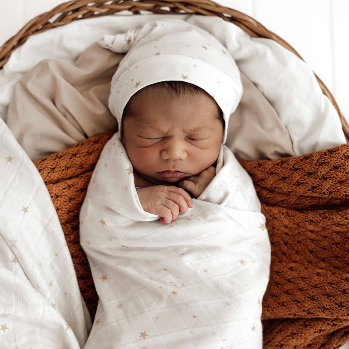 Snuggle Hunny Muslin Wrap - Stardust - Image 2