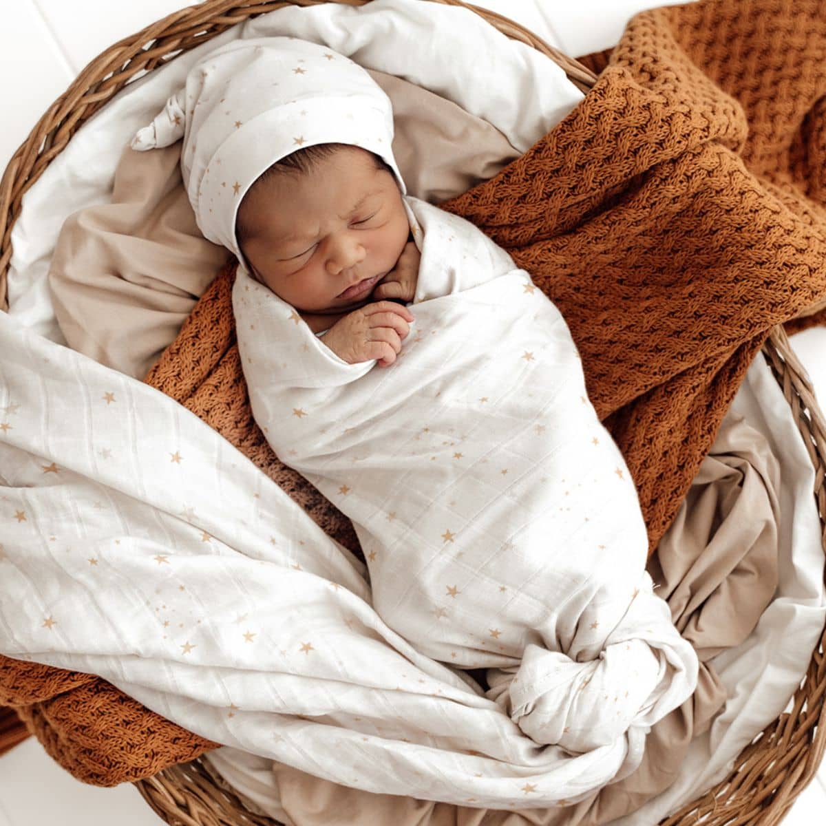 Snuggle Hunny Muslin Wrap - Stardust - Image 4