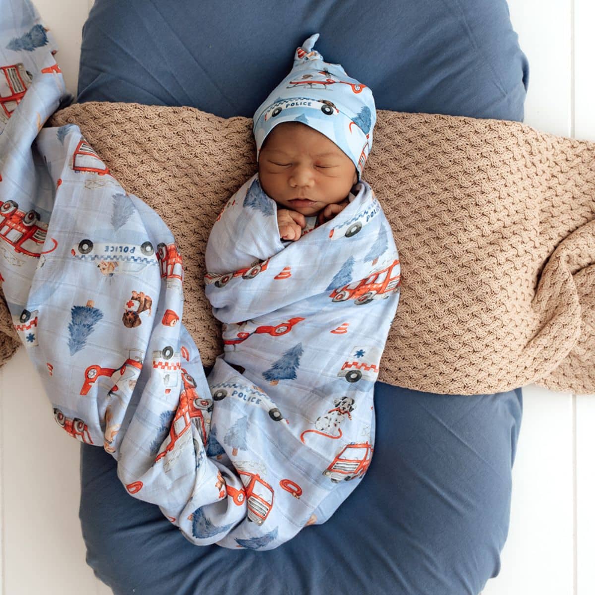 Snuggle Hunny Muslin Wrap - To the Rescue - Image 4
