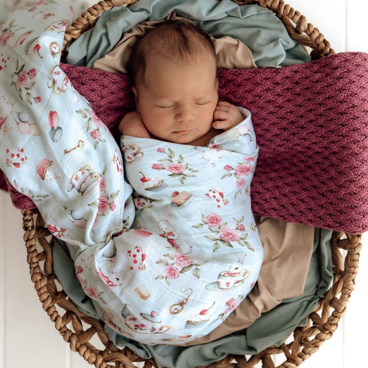 Snuggle Hunny Muslin Wrap - White Rabbit - Image 2