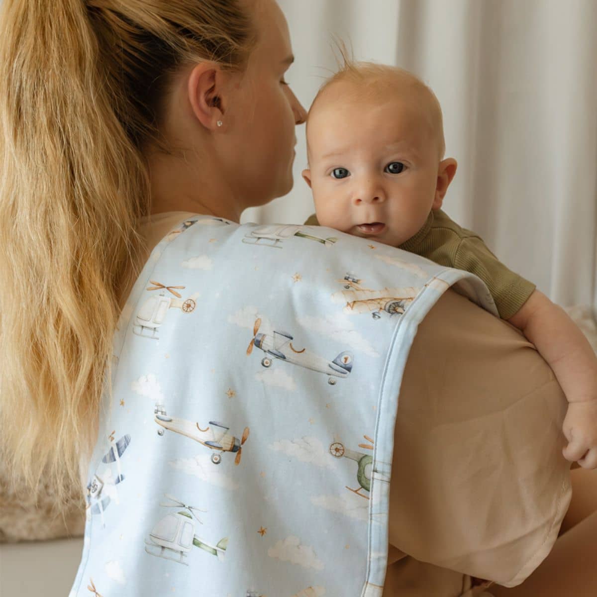 Snuggle Hunny Organic Burp Cloth - Taking Flight - Image 6