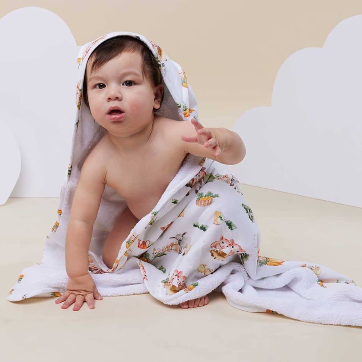 Snuggle Hunny Hooded Baby Towel - Farm - Image 4