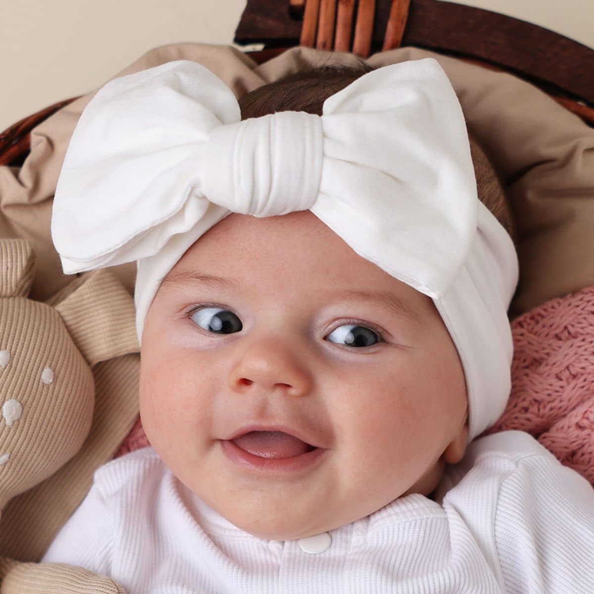 Snuggle Hunny Oversized Bow - Milk - Image 2