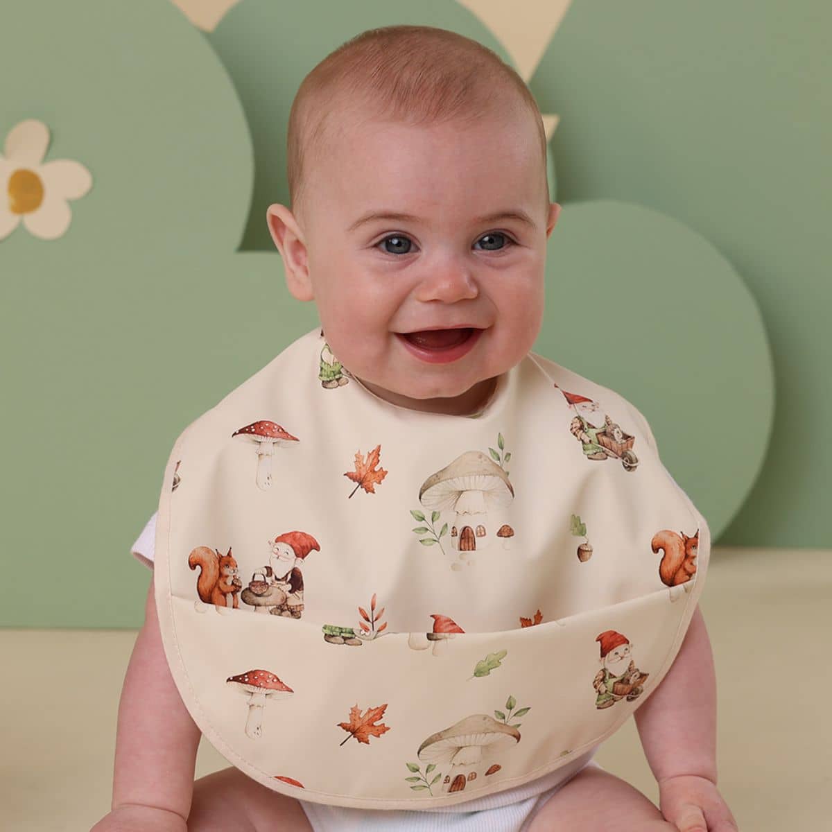 Snuggle Hunny Waterproof Snuggle Bib - Gnomes - Image 2