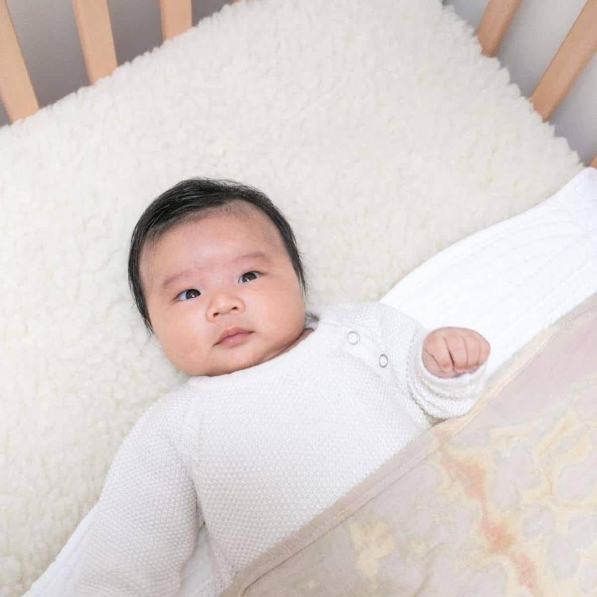 Staydry Lambswool Mattress Topper - Cot Size - Image 5