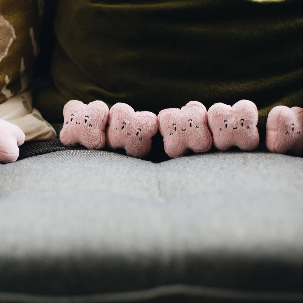The Kiss Co. Plush Toys - Hide and Seek Kisses - Image 8