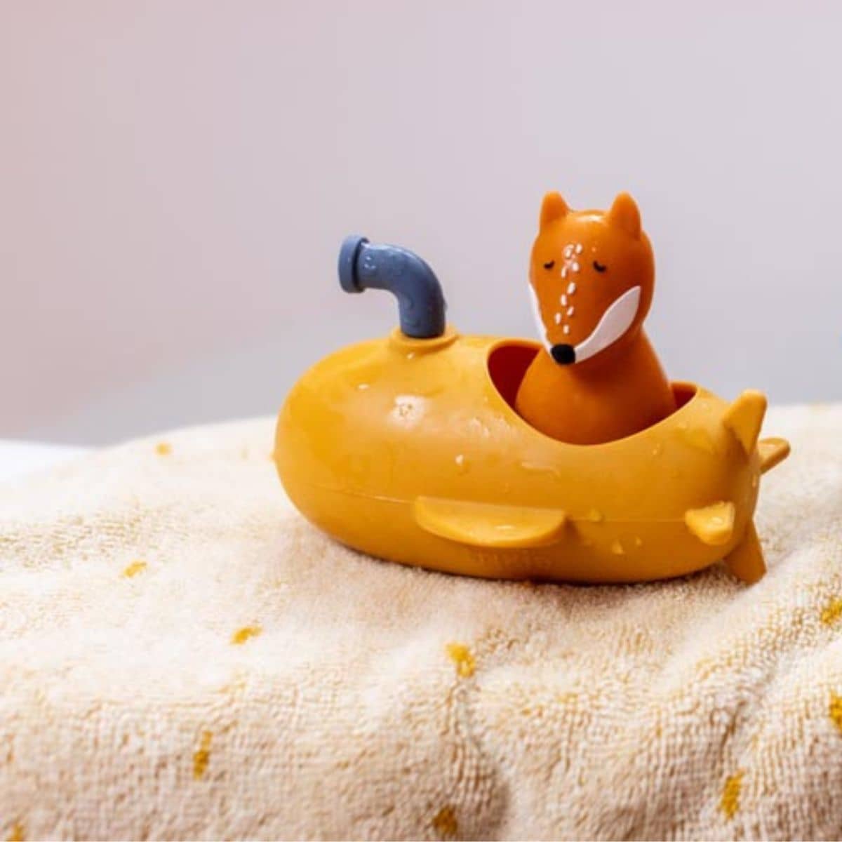 Trixie Bath Toy Submarine - Mr. Fox - Image 8