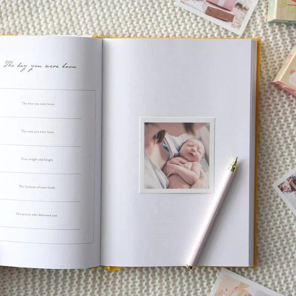 Truly Amor Bebé Baby Book With Keepsake Box And Pen - Mocha - Image 13