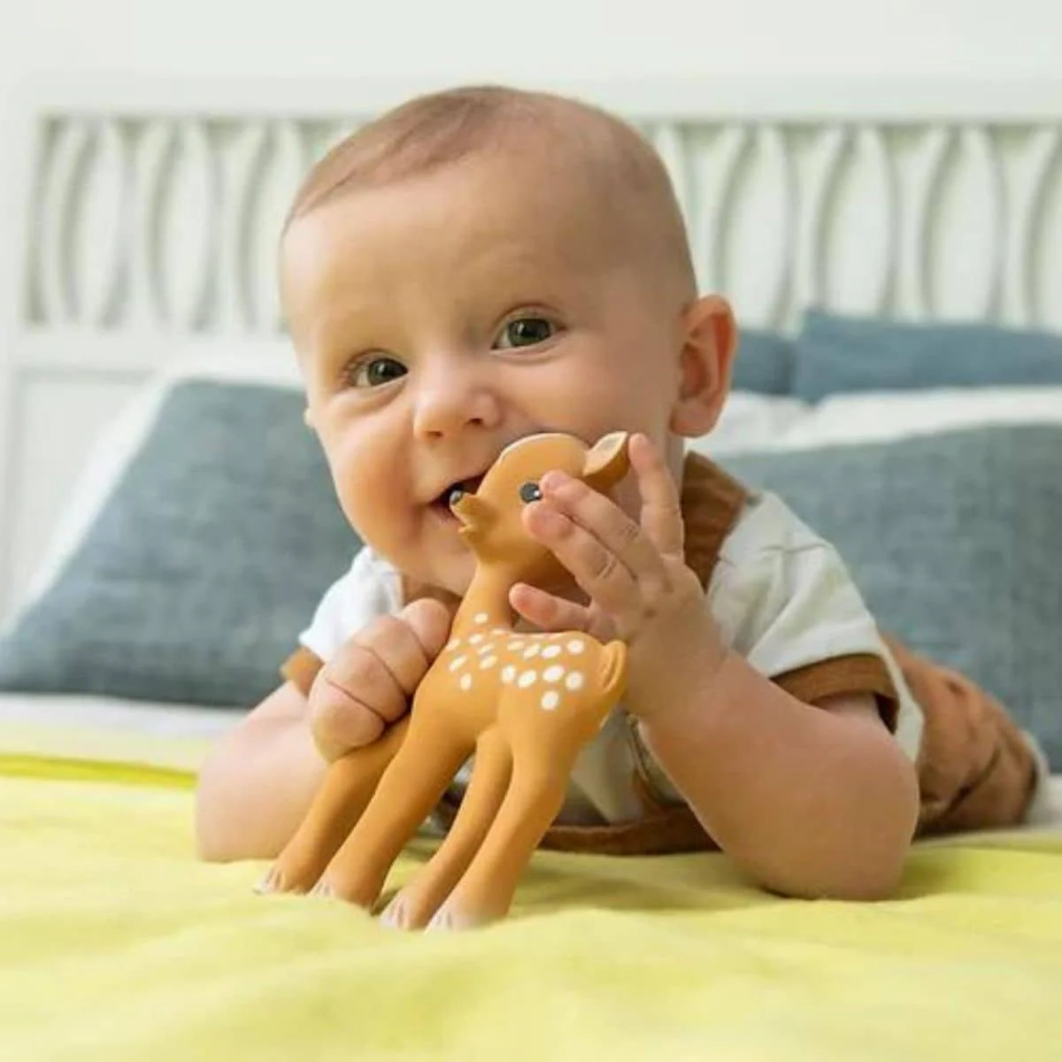 Vulli Fanfan The Fawn Teether - Tan - Image 2