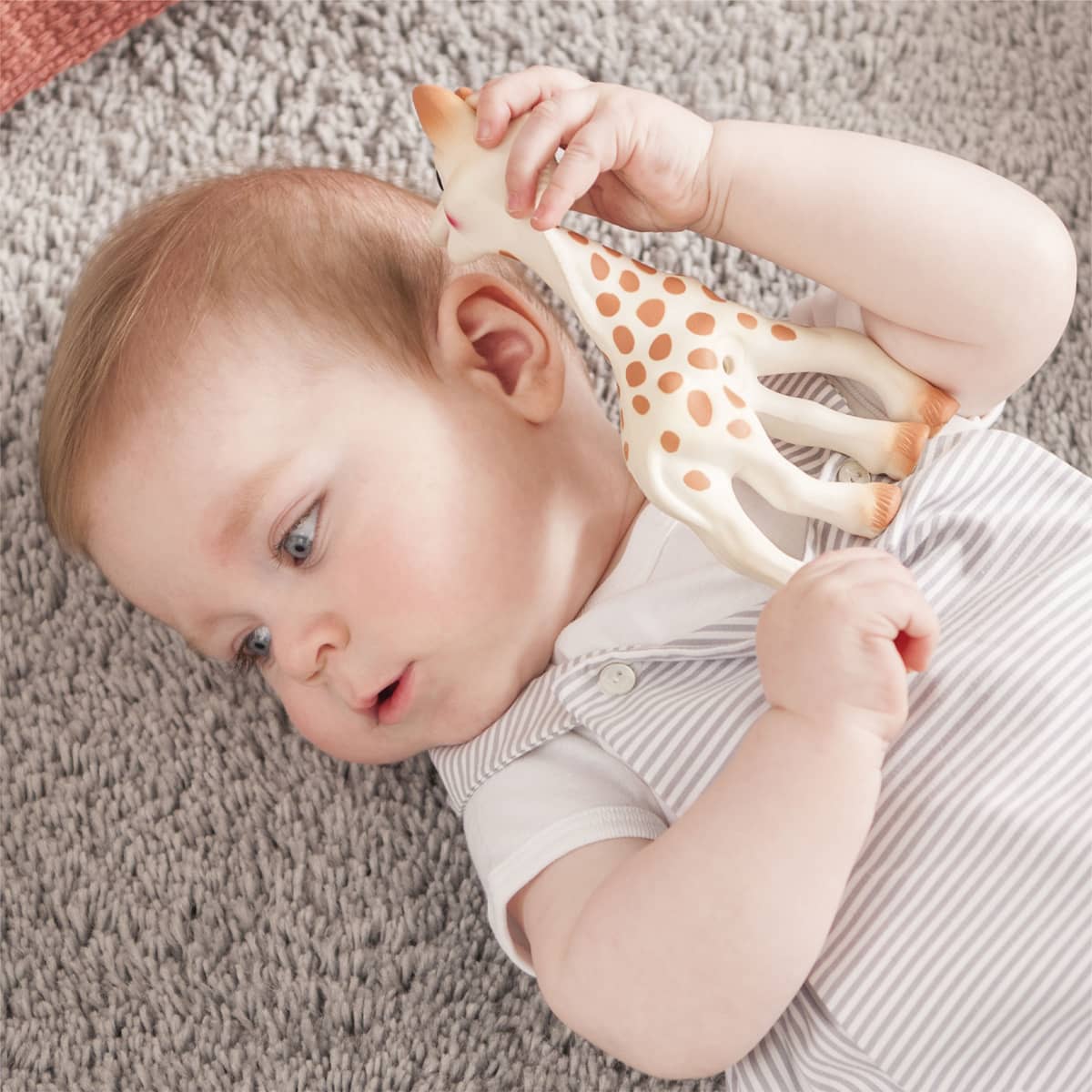Vulli Sophie the Giraffe Teether - Image 8