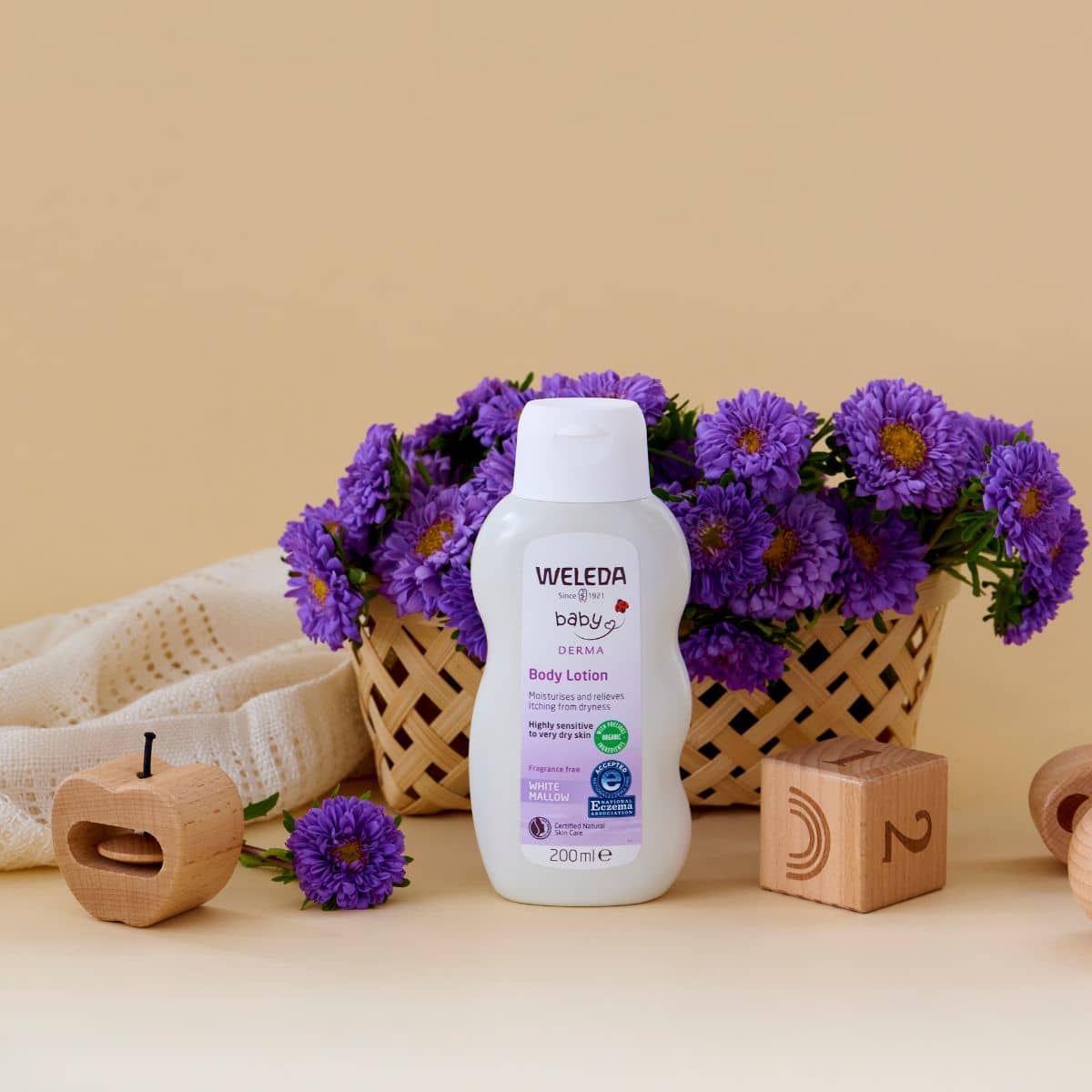 Weleda White Mallow Body Lotion - Image 7