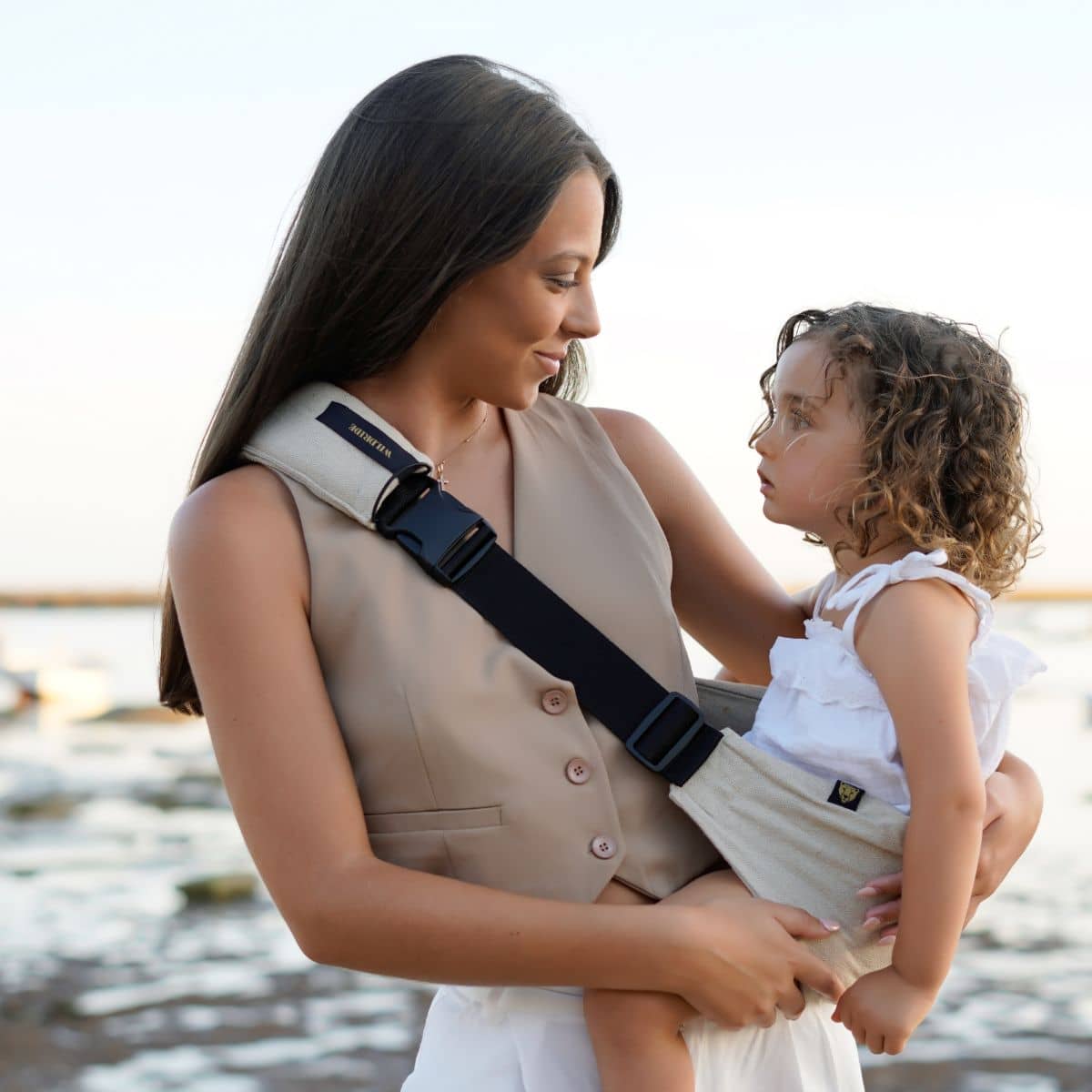 Wildride Toddler Hip Carrier - Sand Linen - Image 3