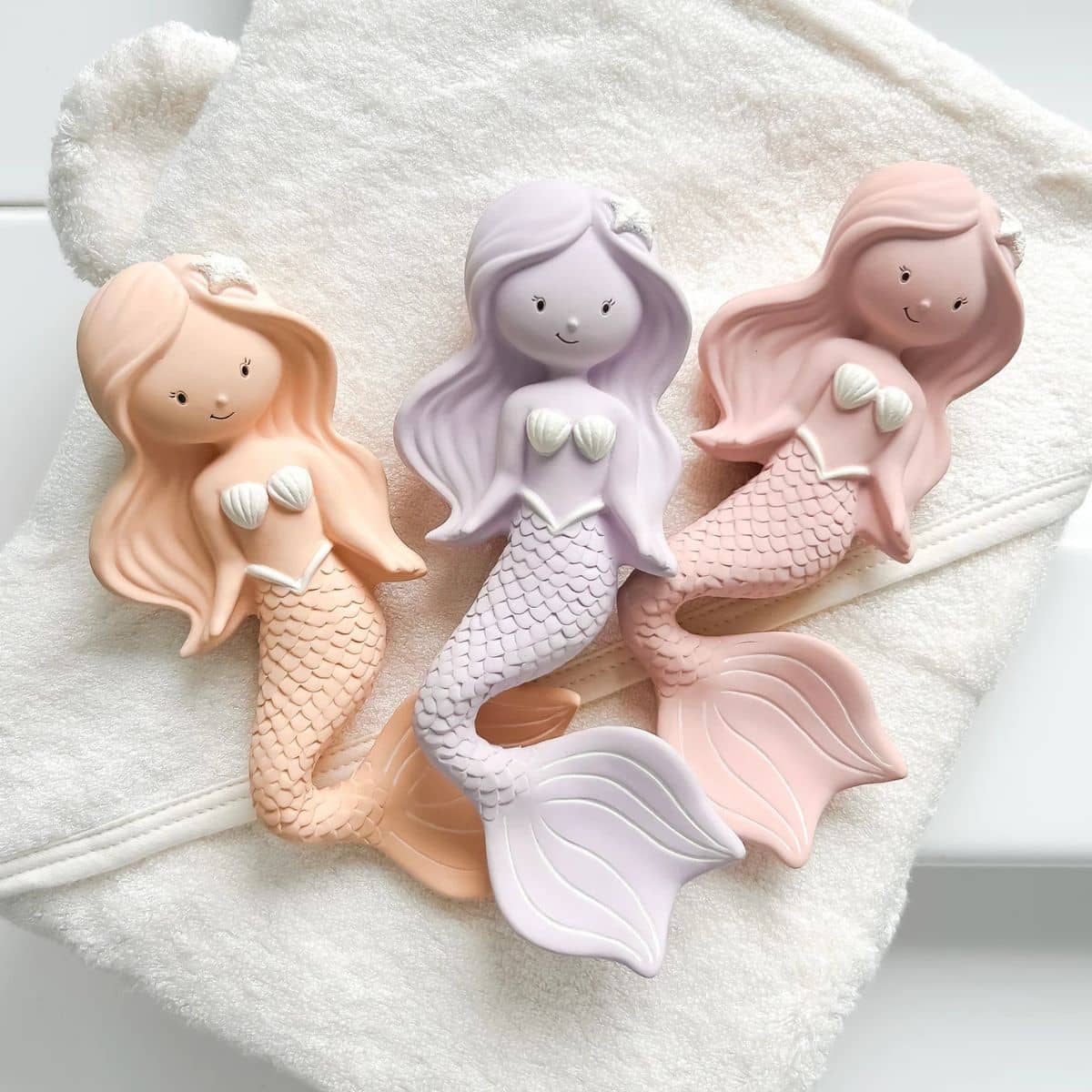 Winnie Parkes Natural Rubber Teether - Maeve the Mermaid - Peach - Image 4