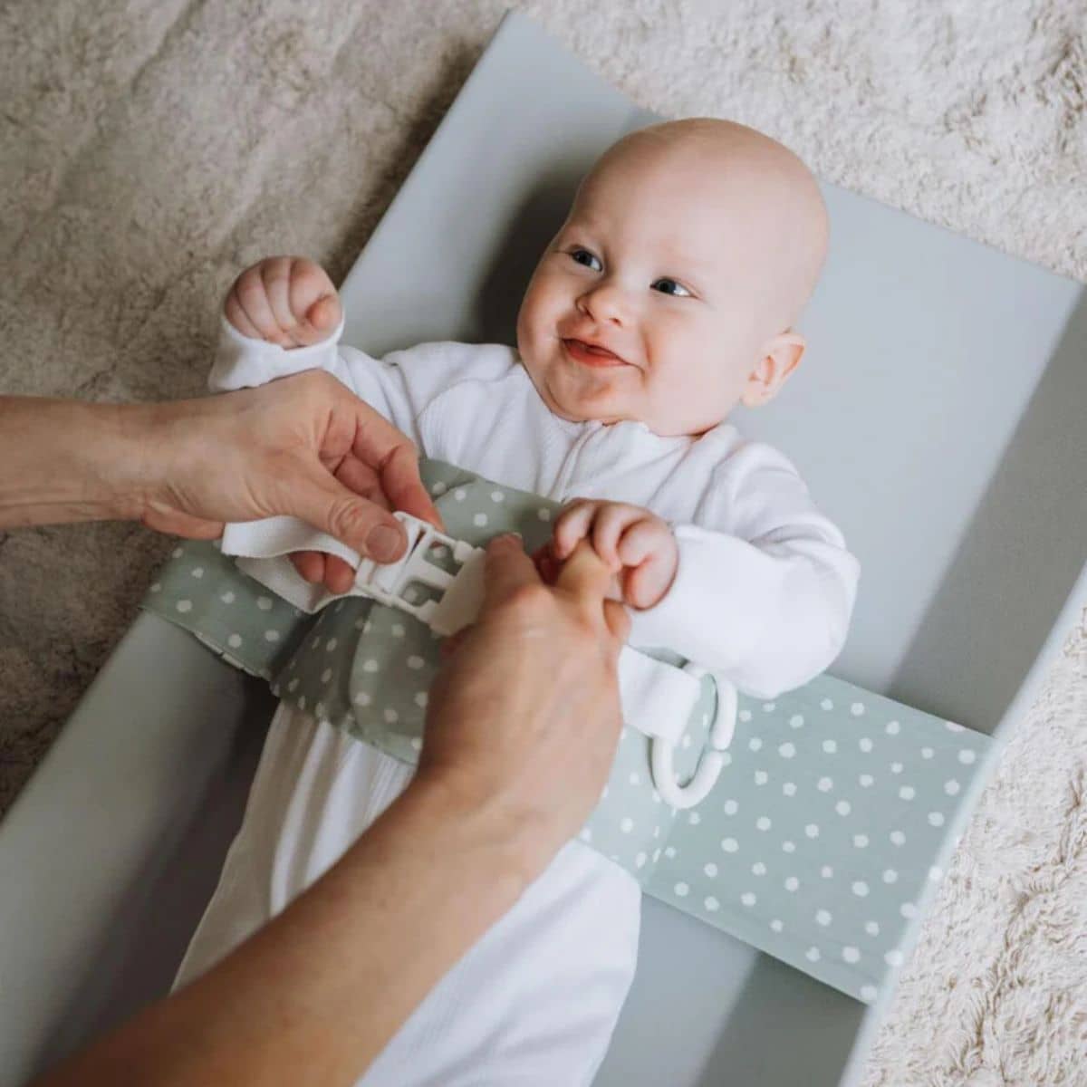 Wrigglebum Nappy Change Harness - Image 15